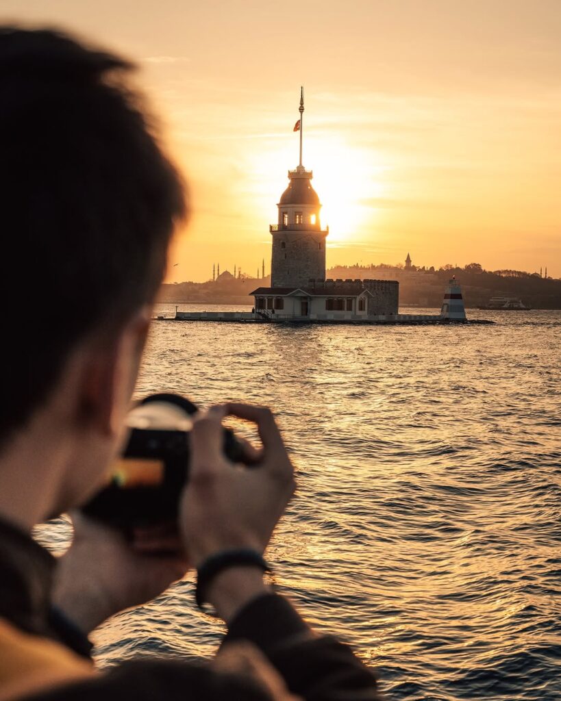 Maiden’s Tower, to the Bosphorus. Light of Istanbul